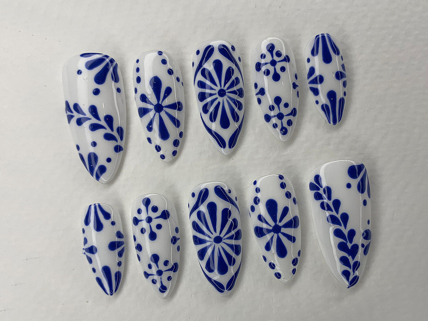 Blue Floral Press On Nails Handpainted Art Set