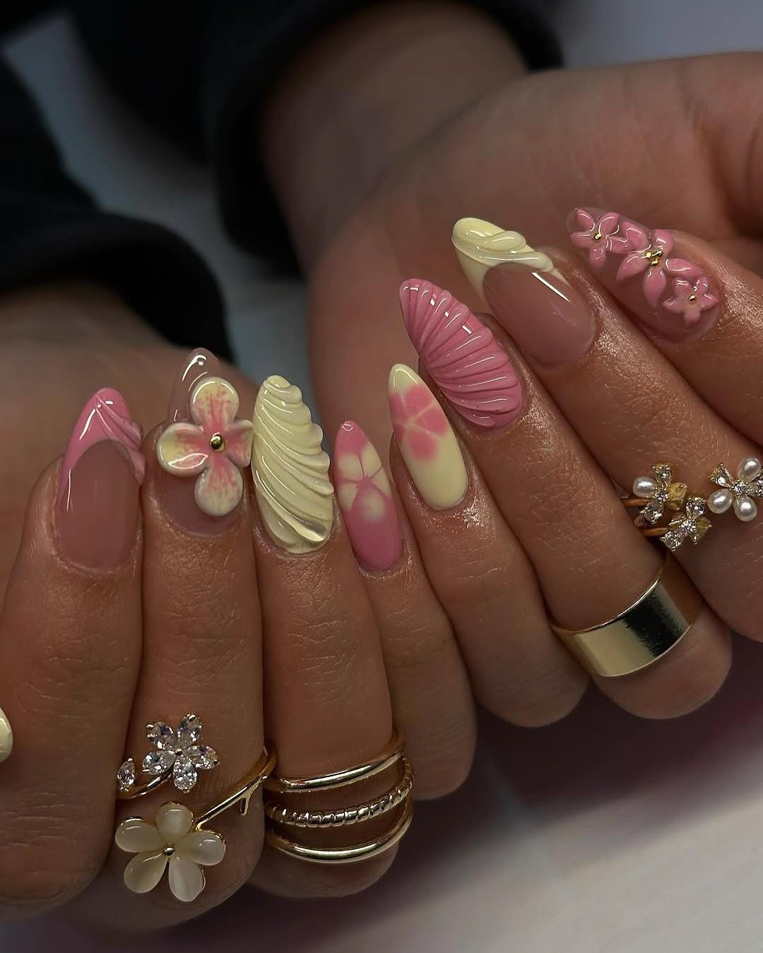 Pastel Blossom Cream Swirl 3D Press On Nails