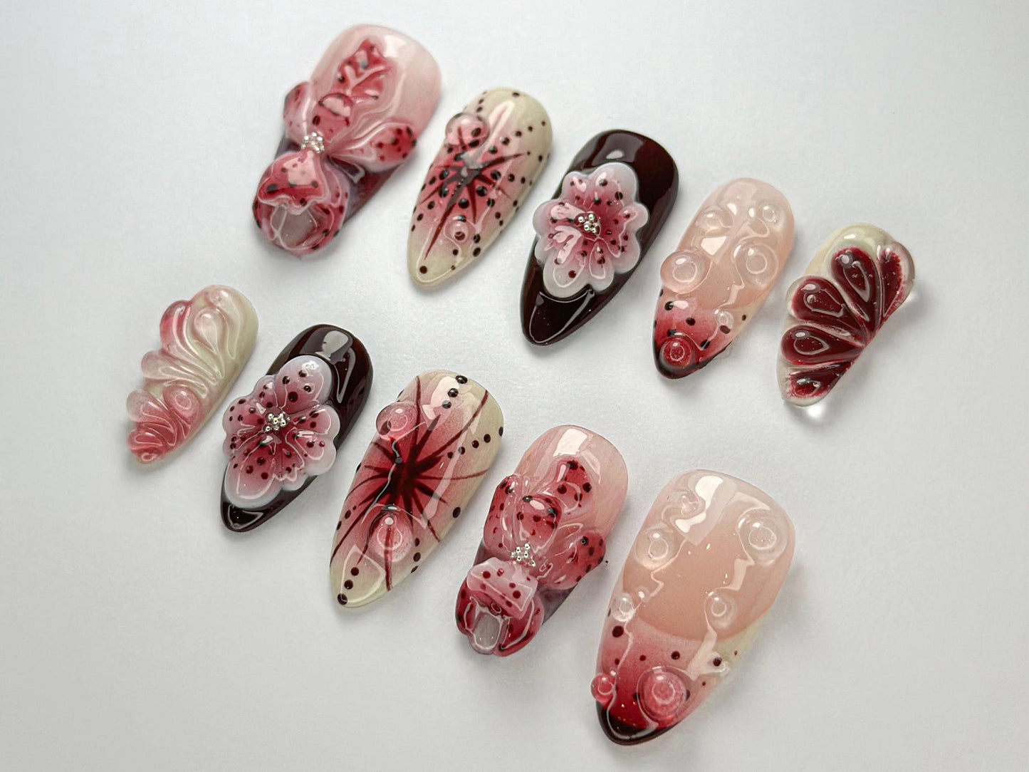Elegant Floral 3D Press On Nails Set
