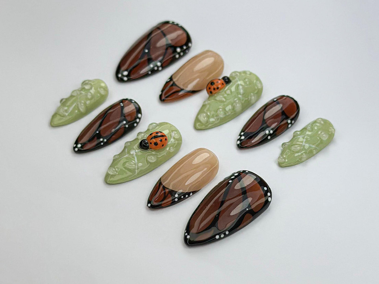 Vibrant Butterfly Nail Art Set - Trendy & Unique Design