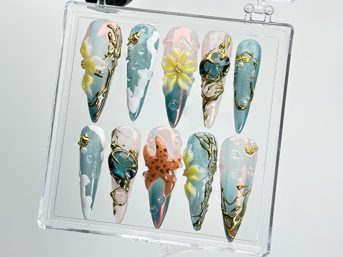Ocean Pearl Starfish Floral Press On Nails Set