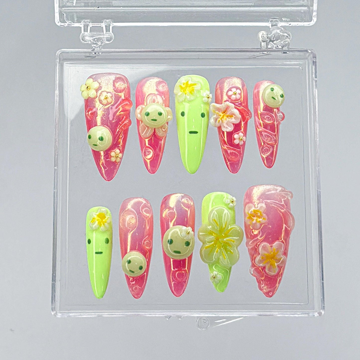 Kawaii Green Pink Press On Nails Cute Faces