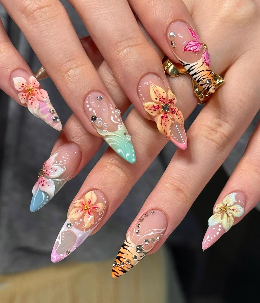 Vibrant 3D Floral Press-On Nails, Tiger Set