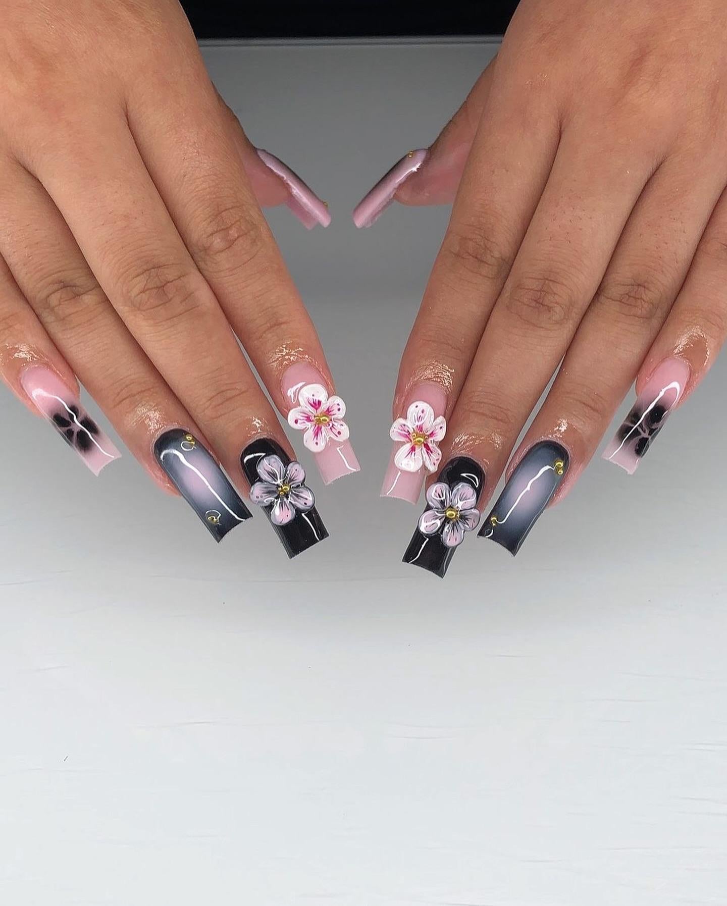 Elegant Pink Black Floral 3D Press On Nails