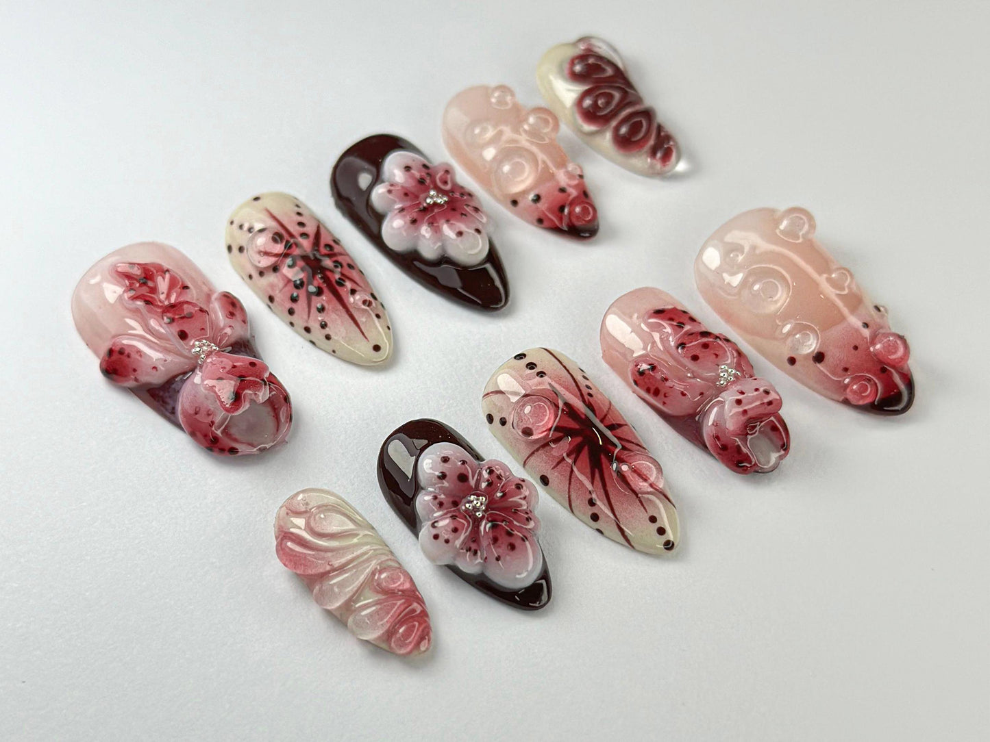 Elegant Floral 3D Press On Nails Set