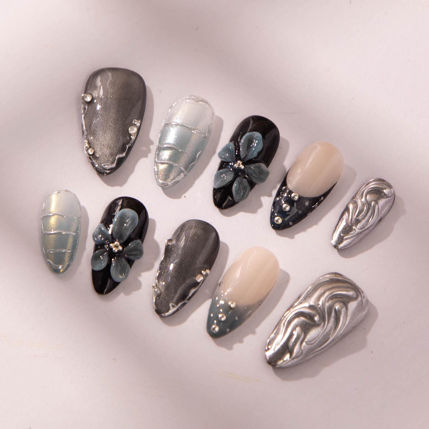 Y2K Black Silver Chrome Nails