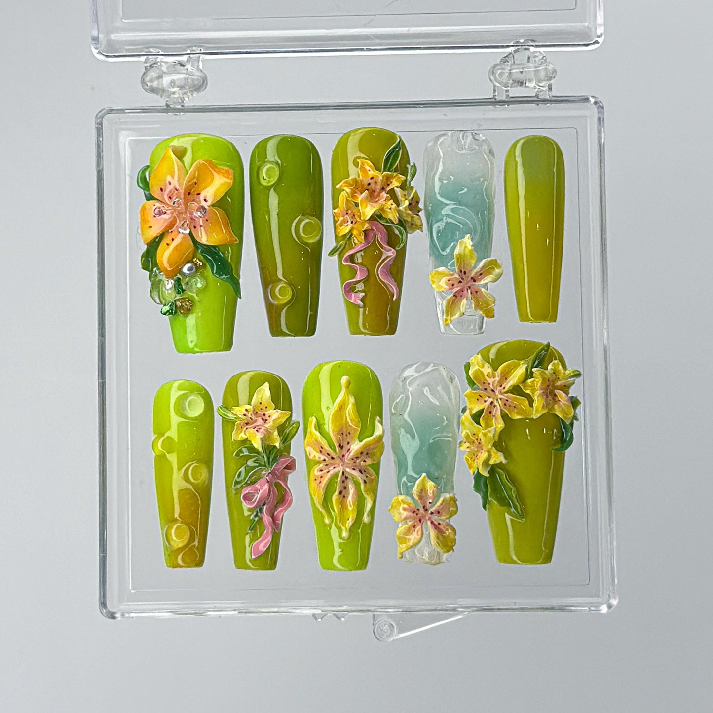 Tropical Lily Press On Nails,3D Floral Green Nail Set