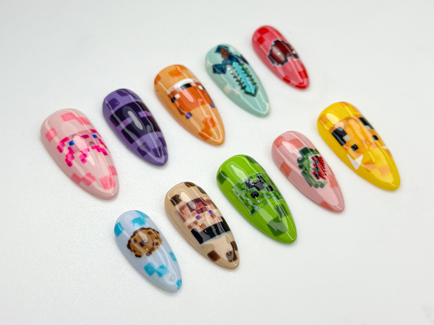 Stunning Minecraft-Inspired Nail Art Set - Unique Pixel Designs
