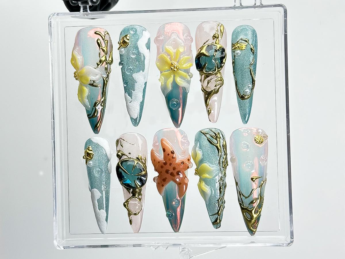 Ocean Pearl Starfish Floral Press On Nails Set