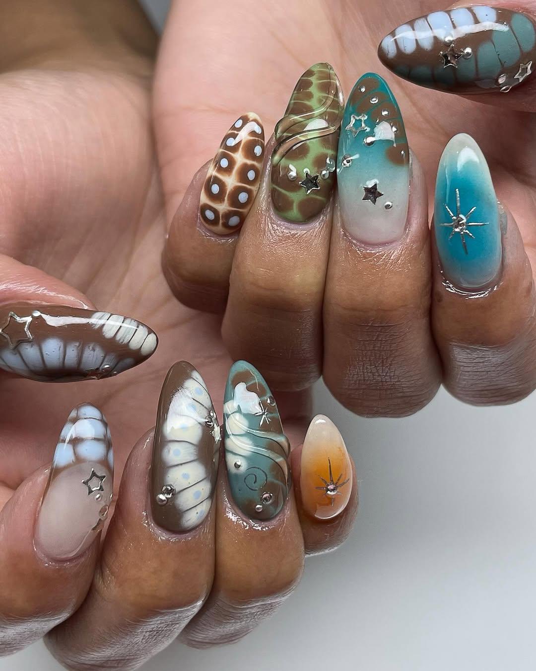 Ocean Shell Glow Gradient Press On Nails Set