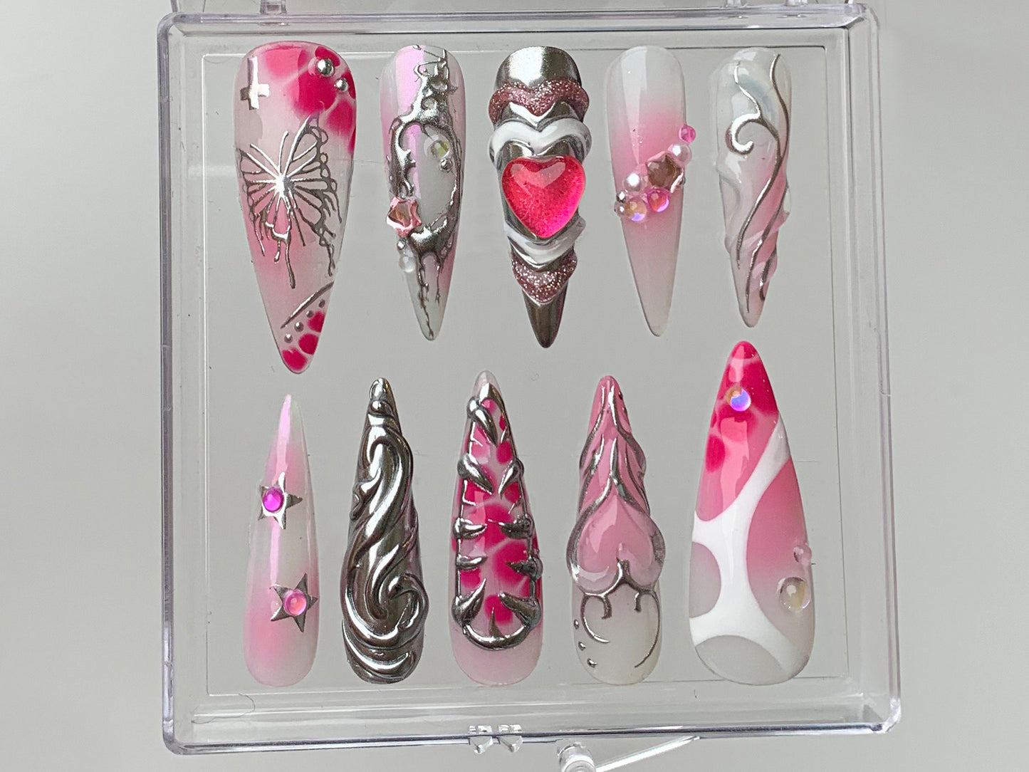 Pink Heart Press-On Nails with Sweet Romance.
