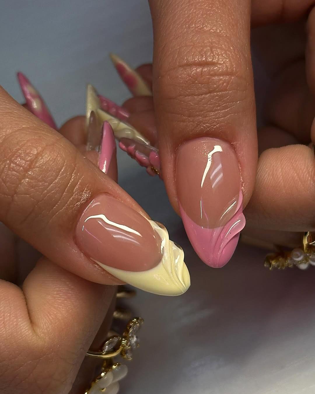 Stunning Floral 3D Nail Art Set - Elegant & Trendy