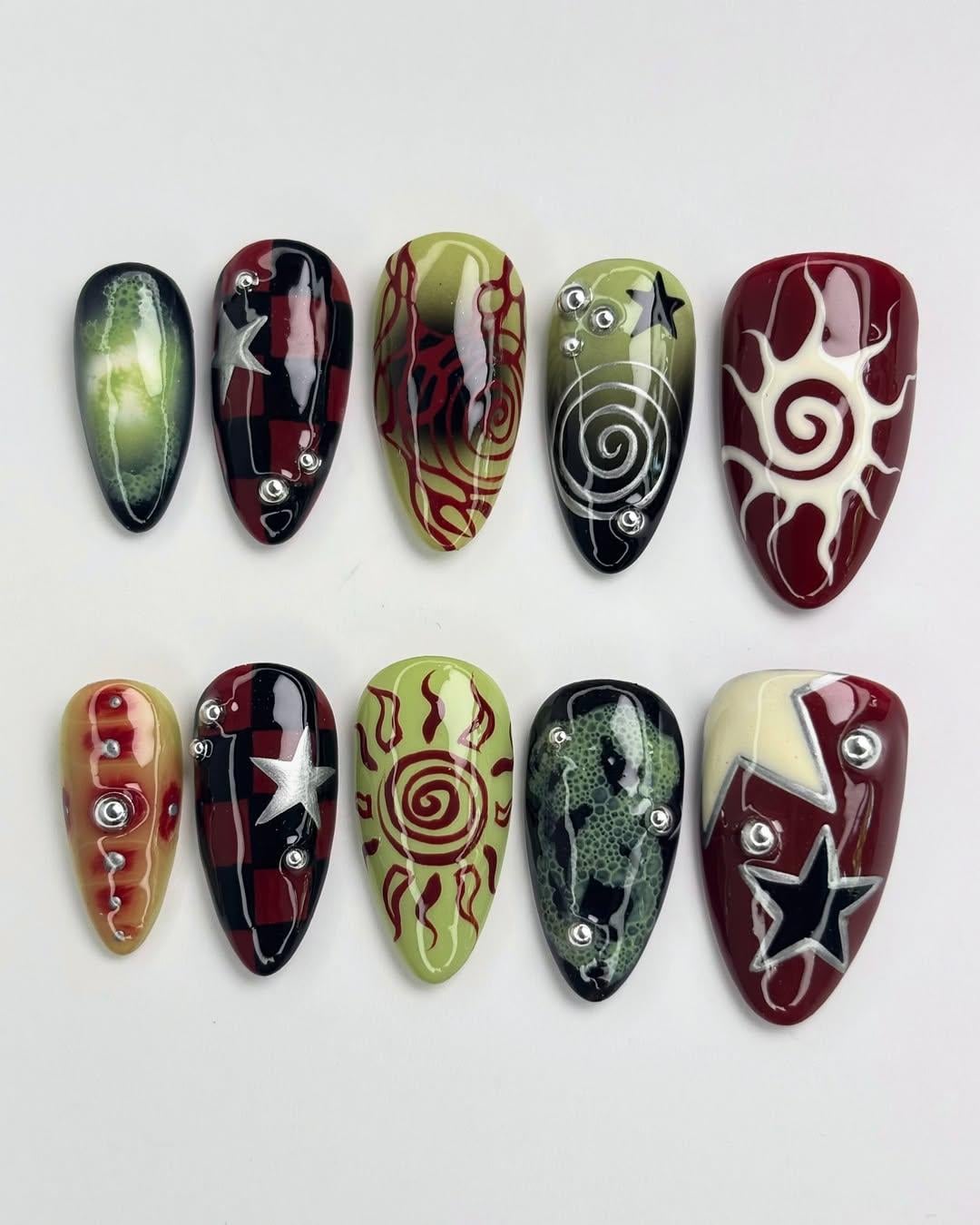 Edgy Spiral Star Nail Set - Red & Green Press-On Nails with 3D Gems