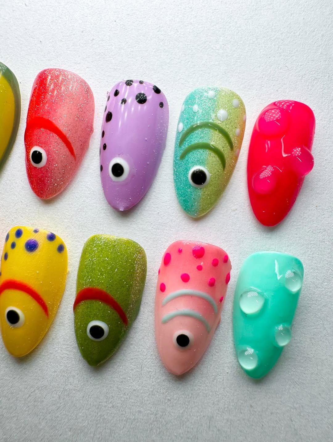 Tropical Fish Party Press On Nails with Playful 3D Bubbles