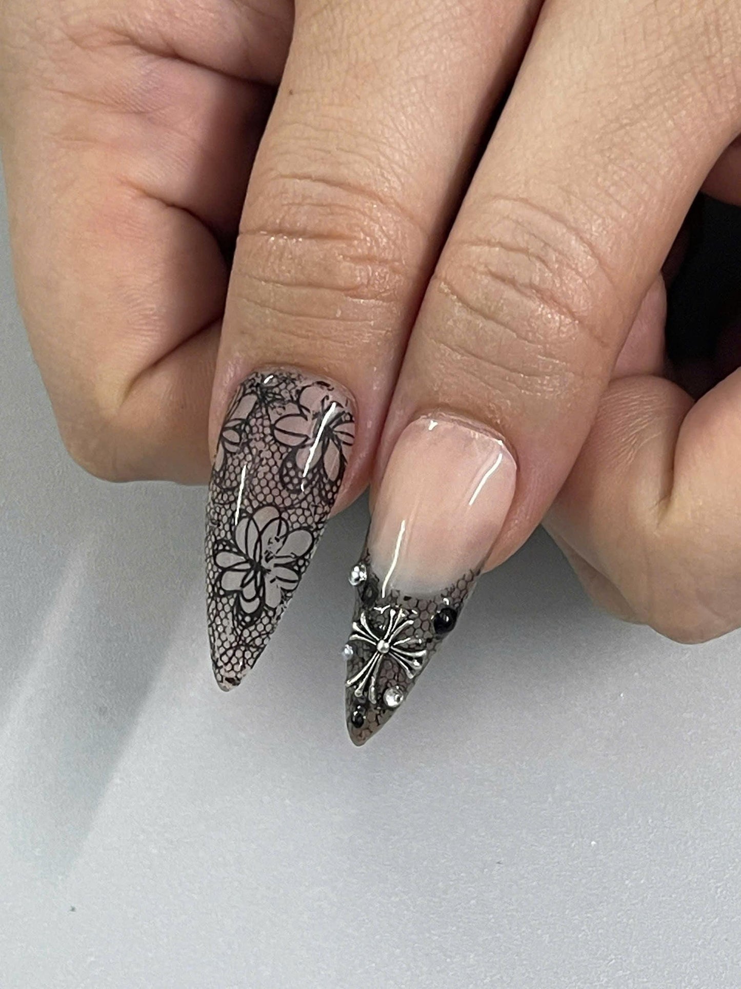 Elegant 3D Lace Cross Nail Art Set