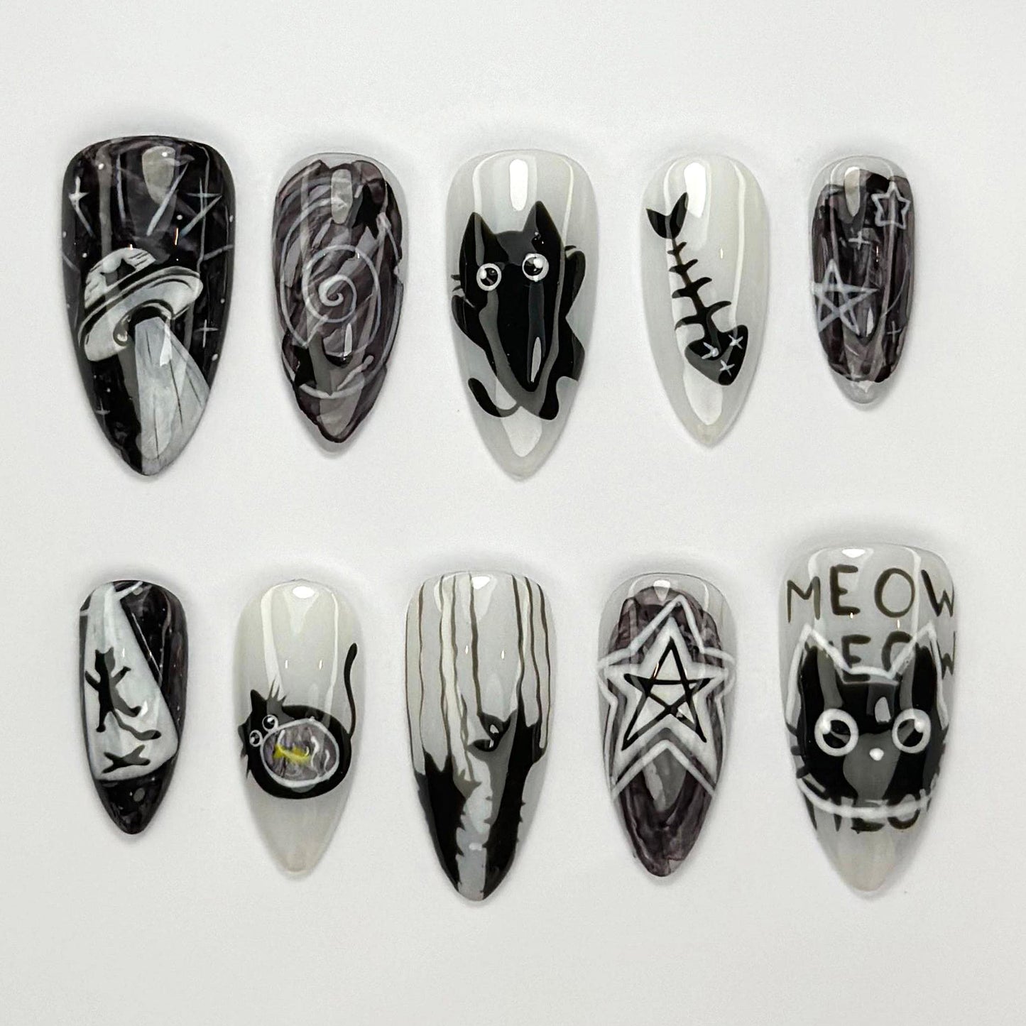 Alien Cat Gothic Press On Nail Set
