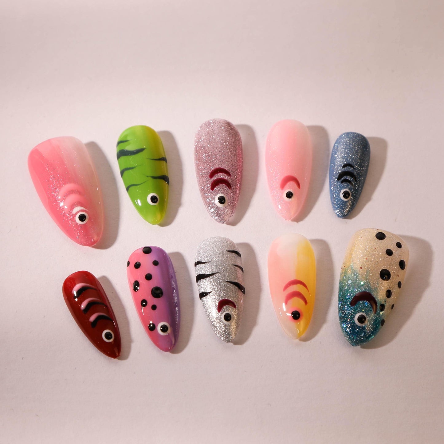 Cartoon Fish Press On Nails Set – Colorful Design