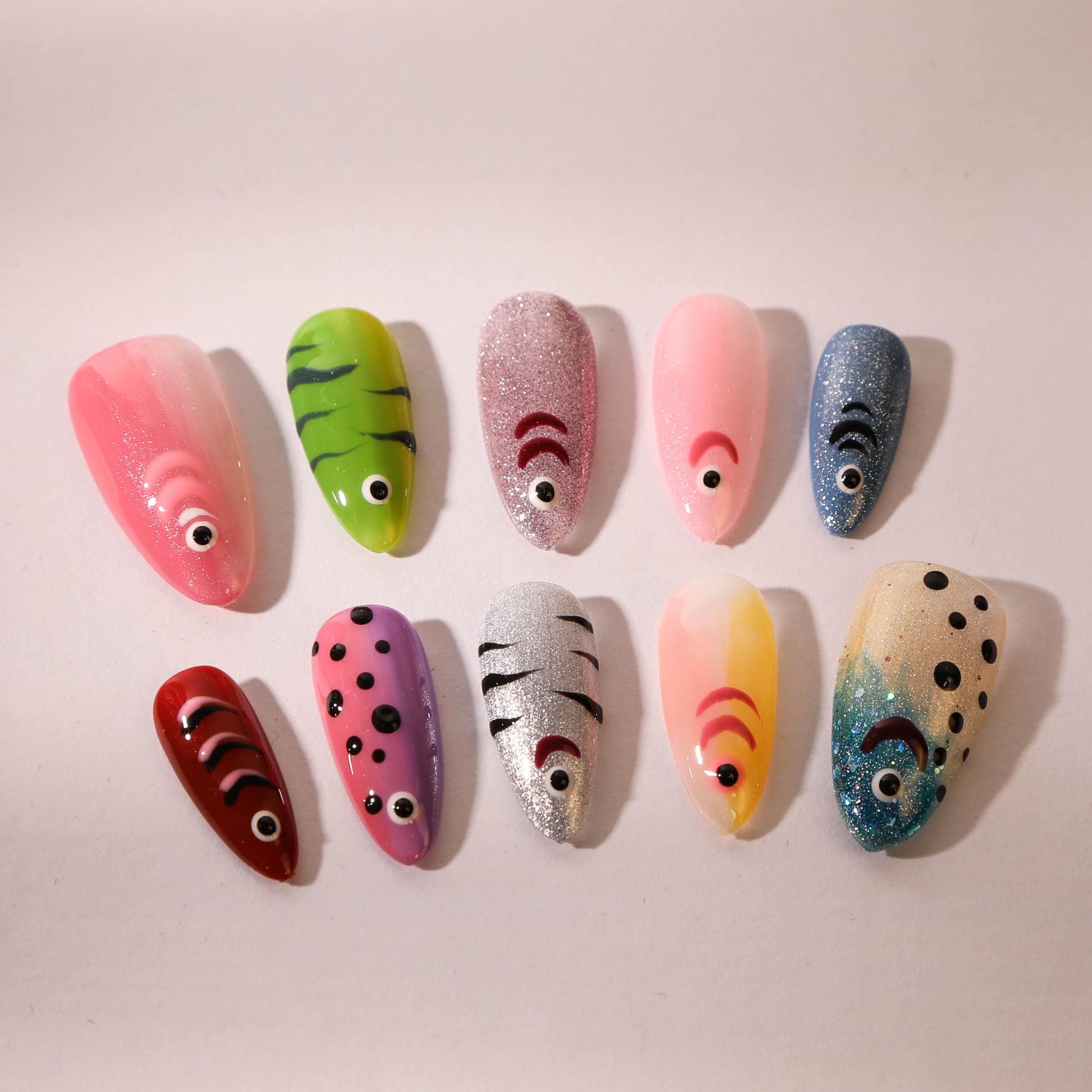 Cartoon Fish Press On Nails Set – Colorful Design