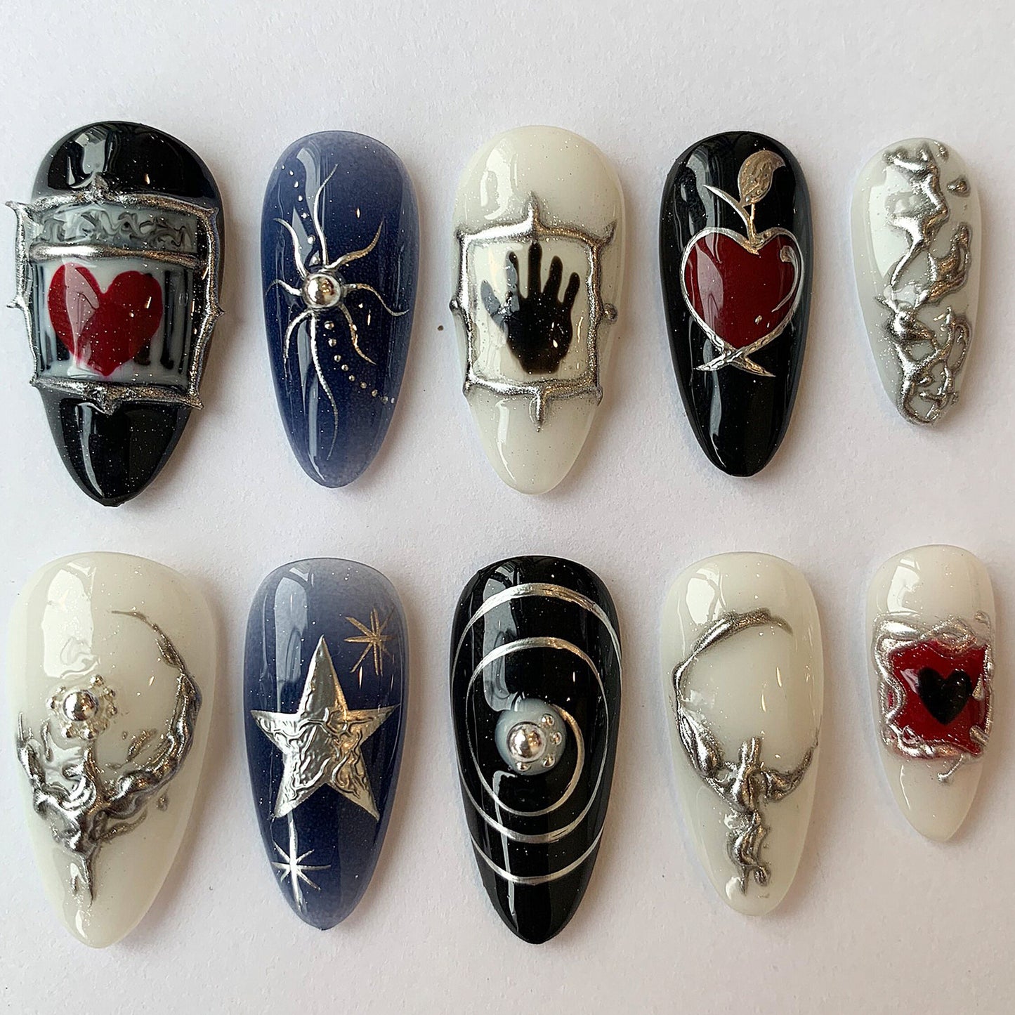 Free Style Halloween Press On Nails - Gothic Chrome Heart Press-On Nails