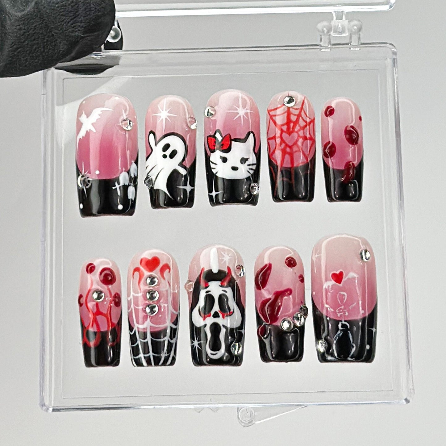 Spooky Kawaii Halloween Nails - Gothic Kawaii Halloween Press Nails