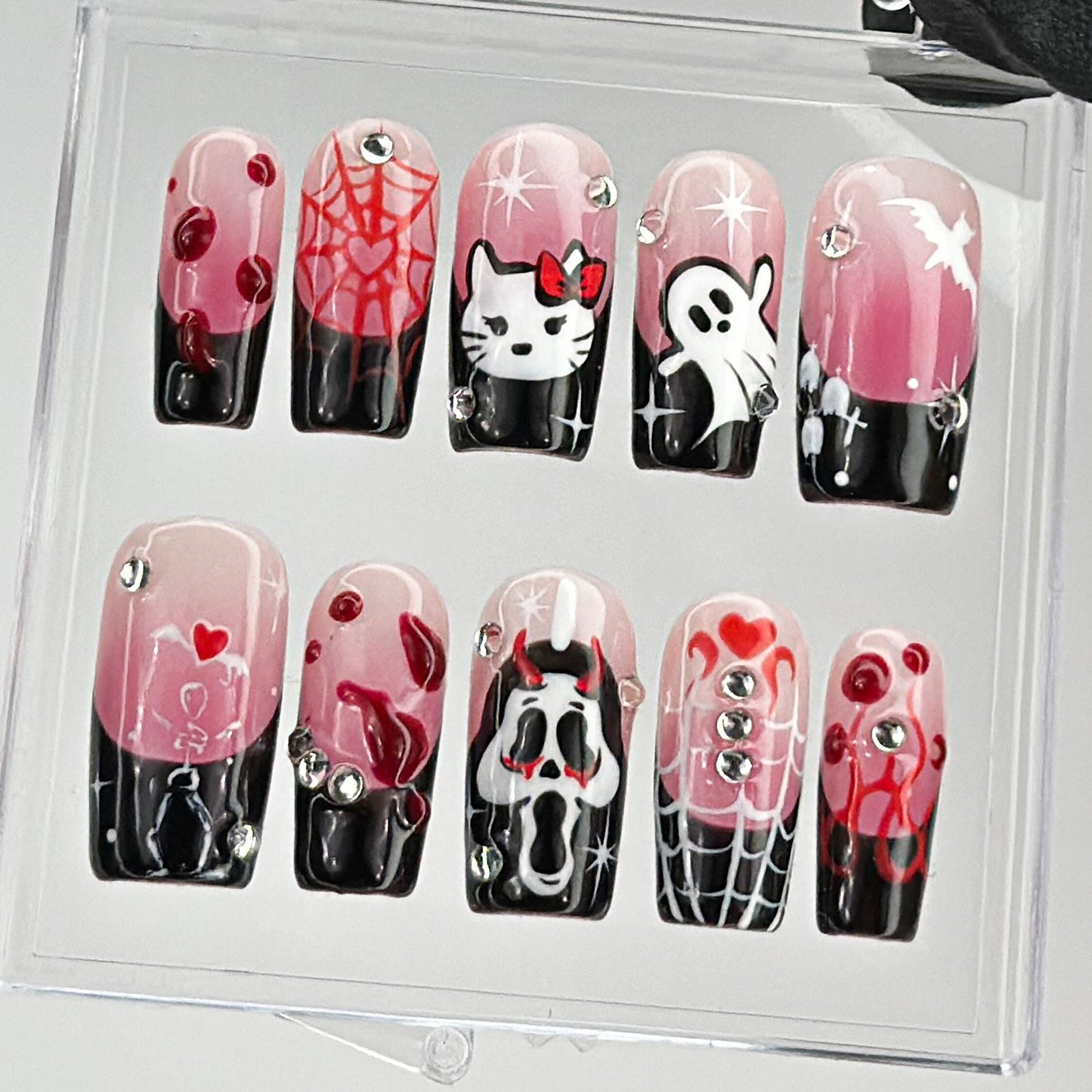 Spooky Kawaii Halloween Nails - Gothic Kawaii Halloween Press Nails