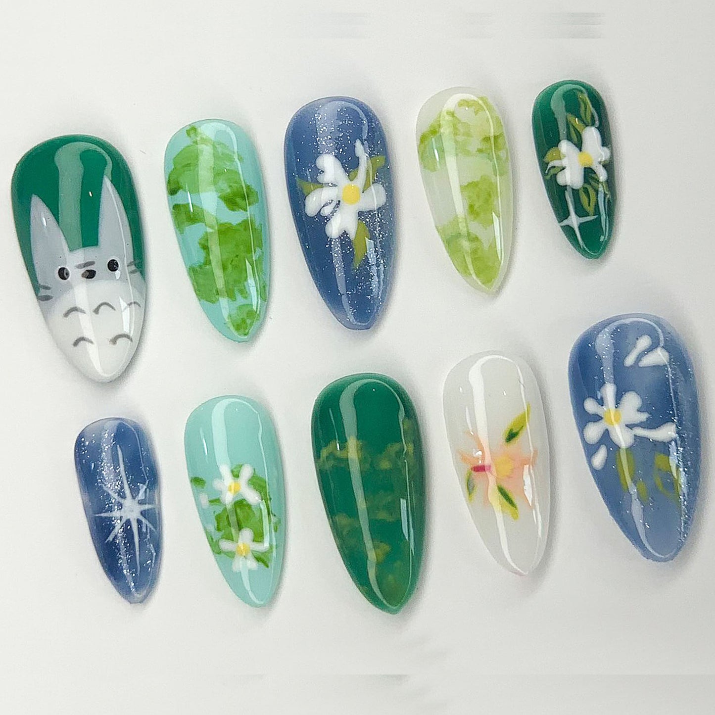Whimsical 3D Floral Press-On Nails, Totoro Set