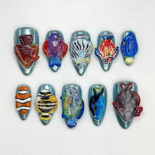 3D Tropical Fish Nail Art Set - Vibrant Press-On Nails