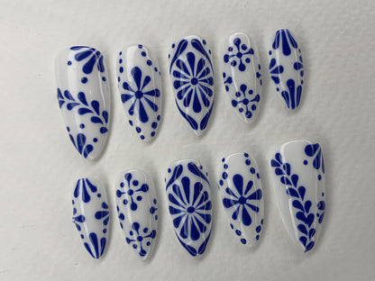 Blue Floral Press On Nails Handpainted Art Set
