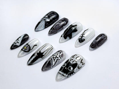 Alien Cat Gothic Press On Nail Set