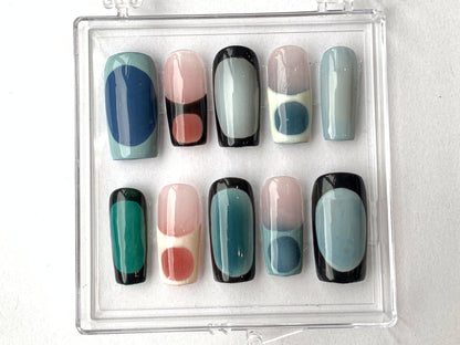 Classic French Tip Press On Nails