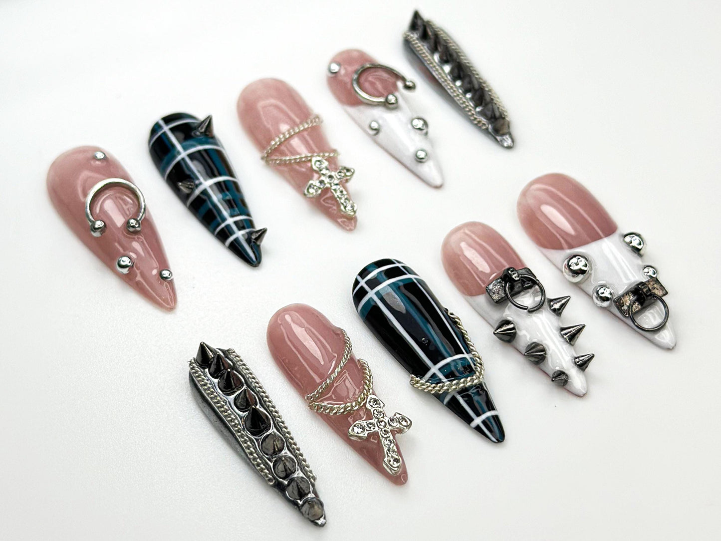 Bold 3D Chain Cross Nail Art Set