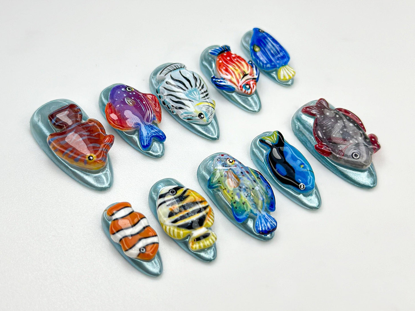 3D Tropical Fish Nail Art Set - Vibrant Press-On Nails
