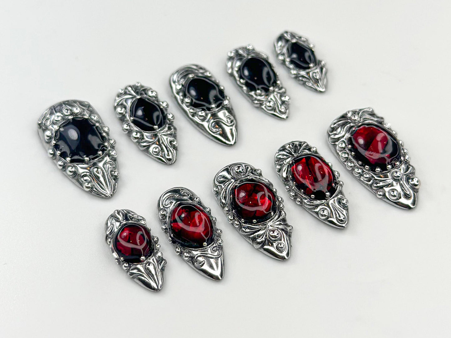 Gothic Nail Tips - Elegant Black & Red Set
