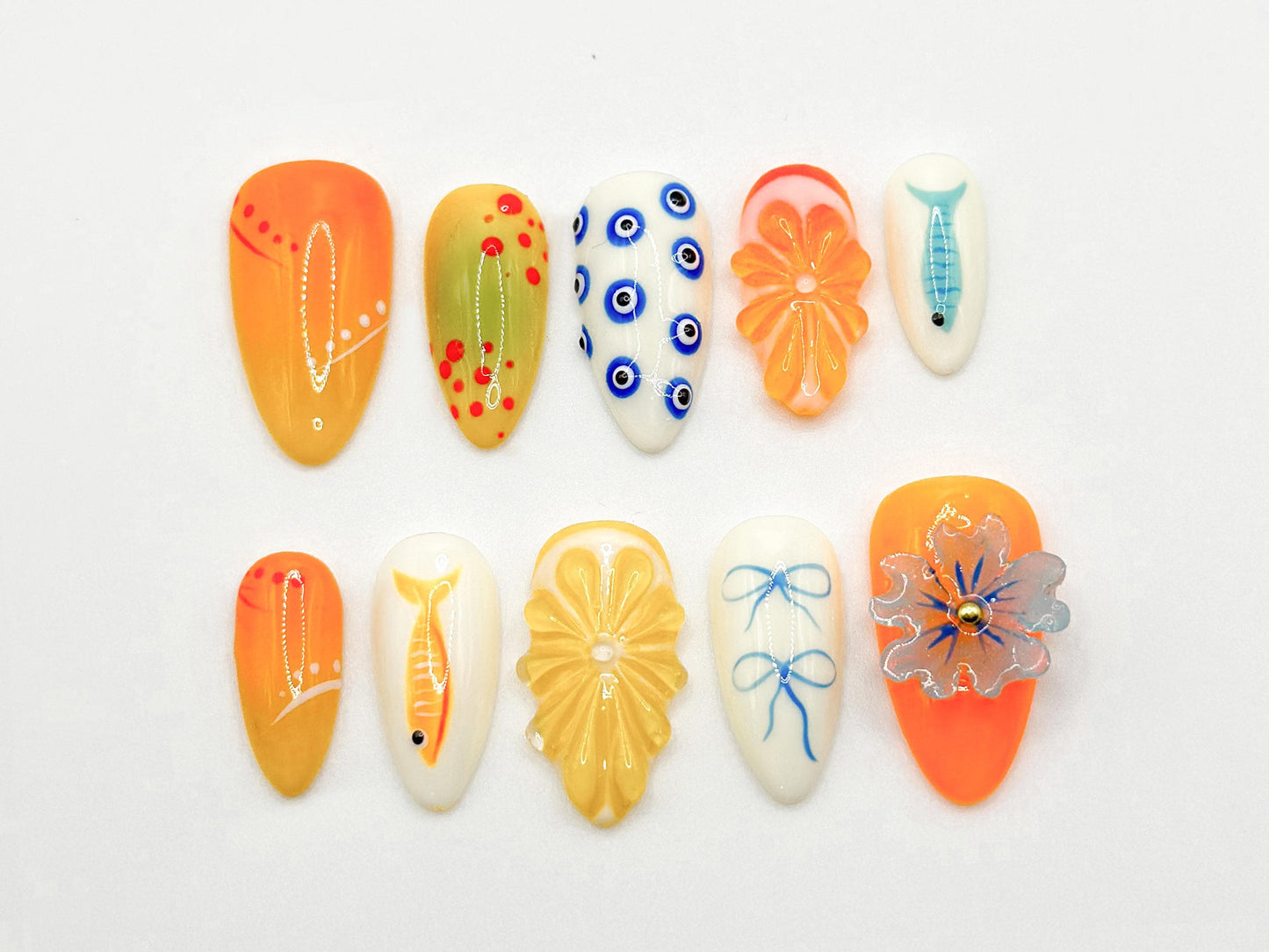 Vibrant Artistic Nail Art Set - Unique Designs