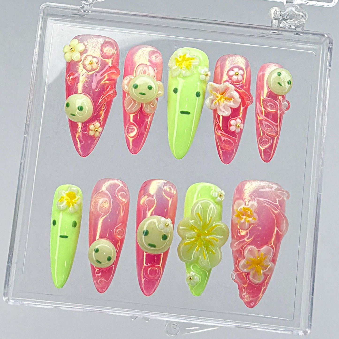 Kawaii Green Pink Press On Nails Cute Faces
