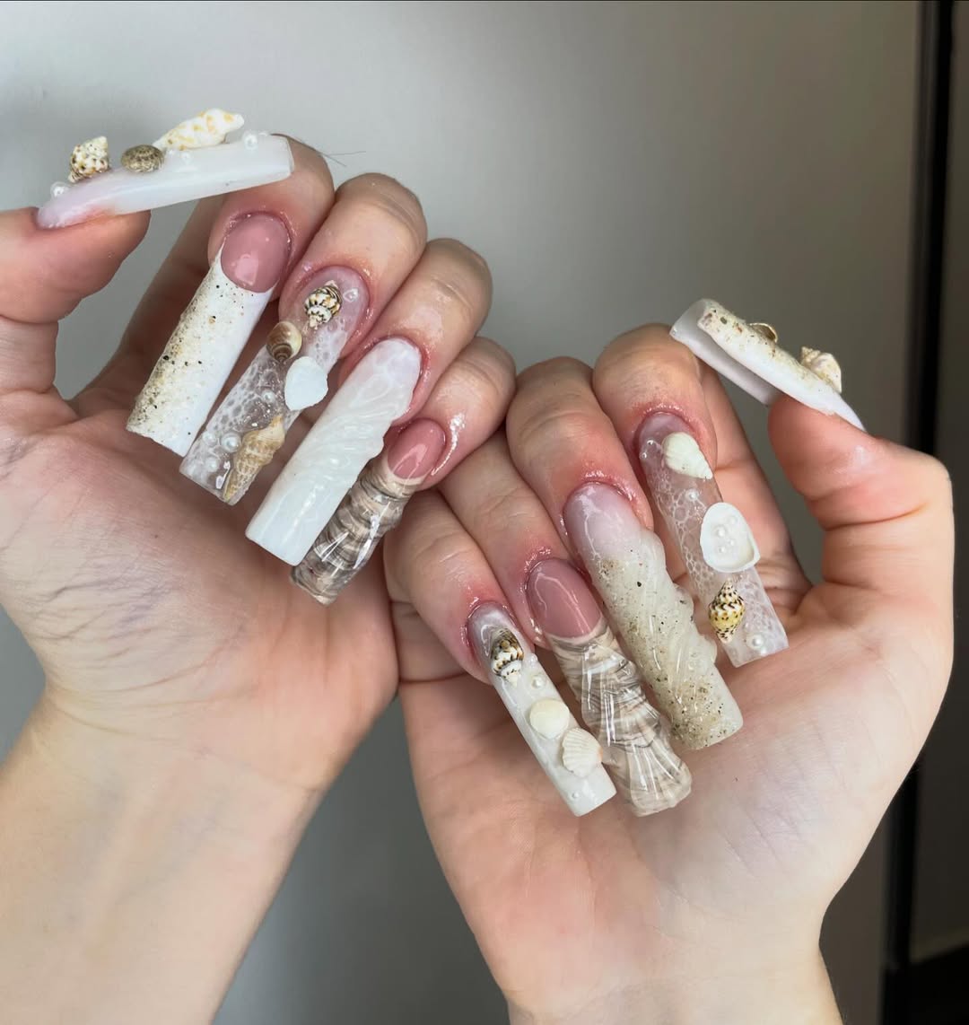 Seashell and Pearl Press On Nails with 3D Detailing