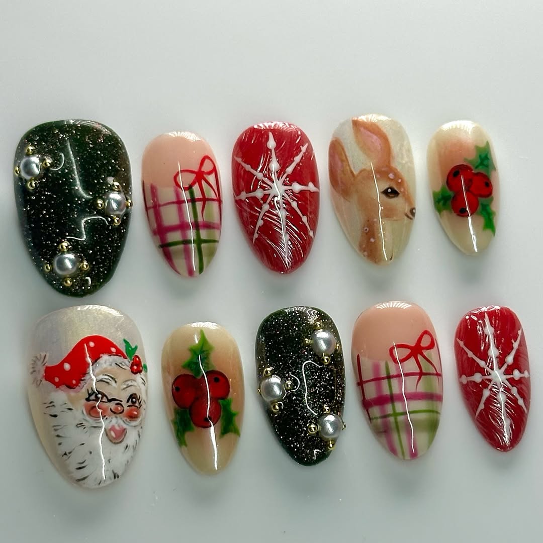 Classic Christmas Story Press On Nails Vintage Plaid Bow Snowflake Design