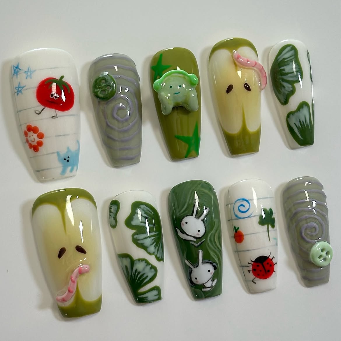 Cute Garden Bug Press On Nails Nature Set