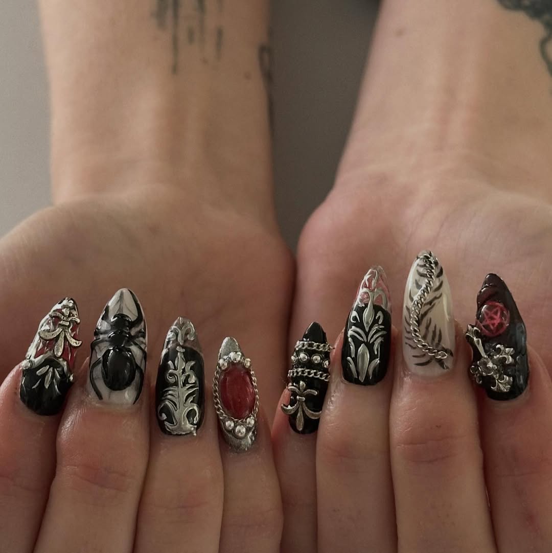 Gothic Punk Silver Black Baroque 3D Press On Nail Set