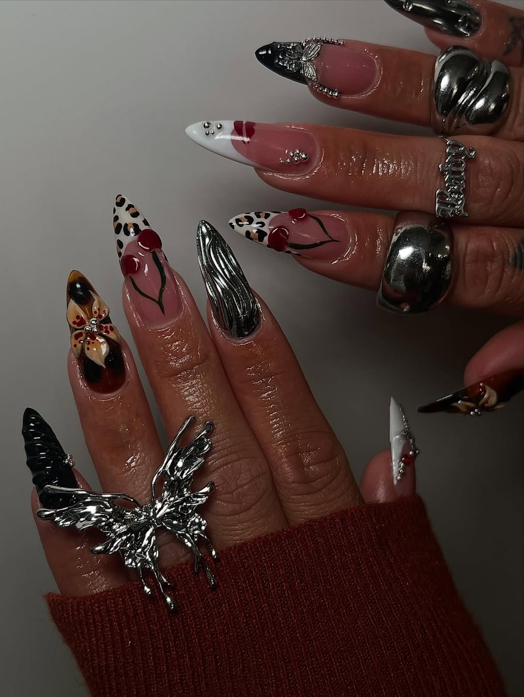 Handmade Press-On Nails with Metallic Silver and Gothic Glam Art