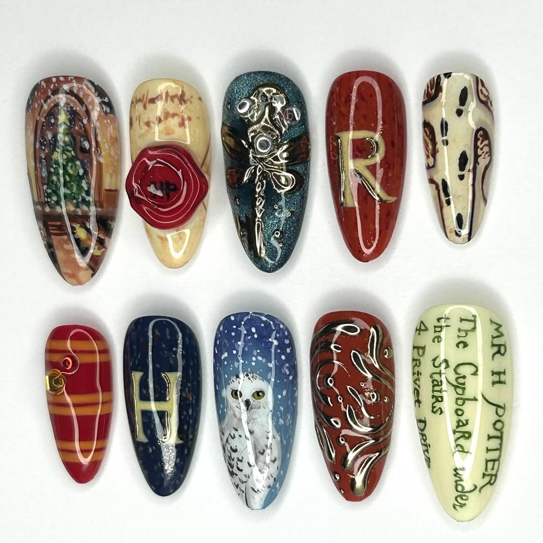 Magic Owl & Vintage Letter Press On Nails with Gold Seal and Book-Inspired Details