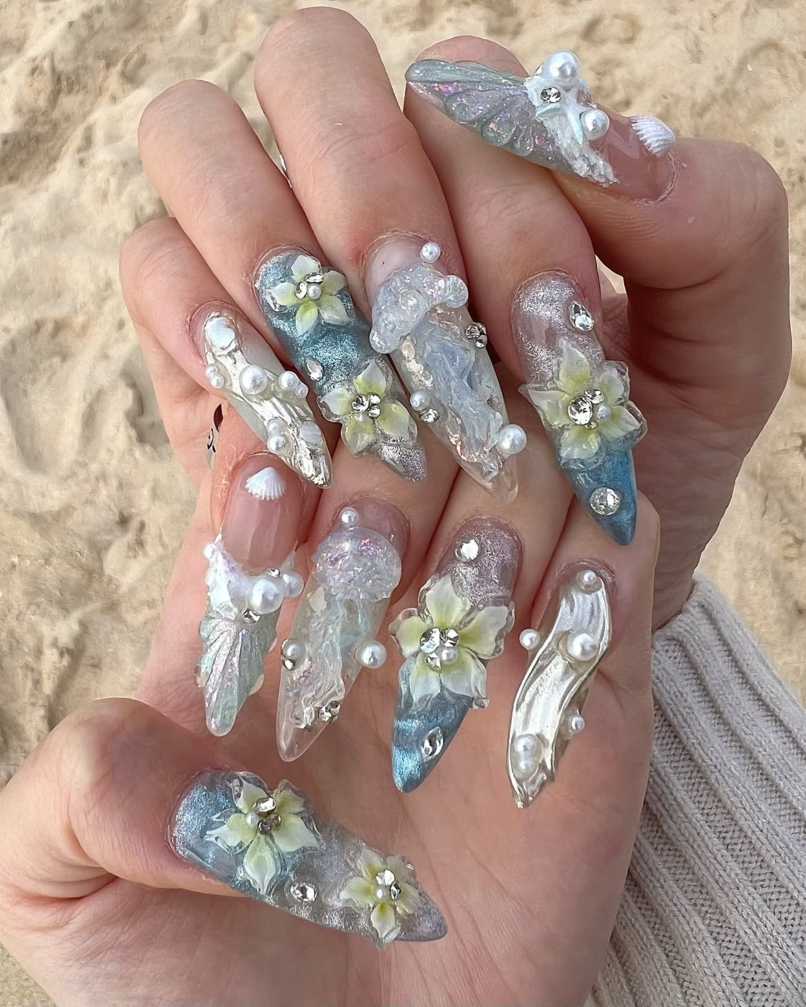 Ocean Floral Sculpted Pearl Luxury Handmade Press On Set