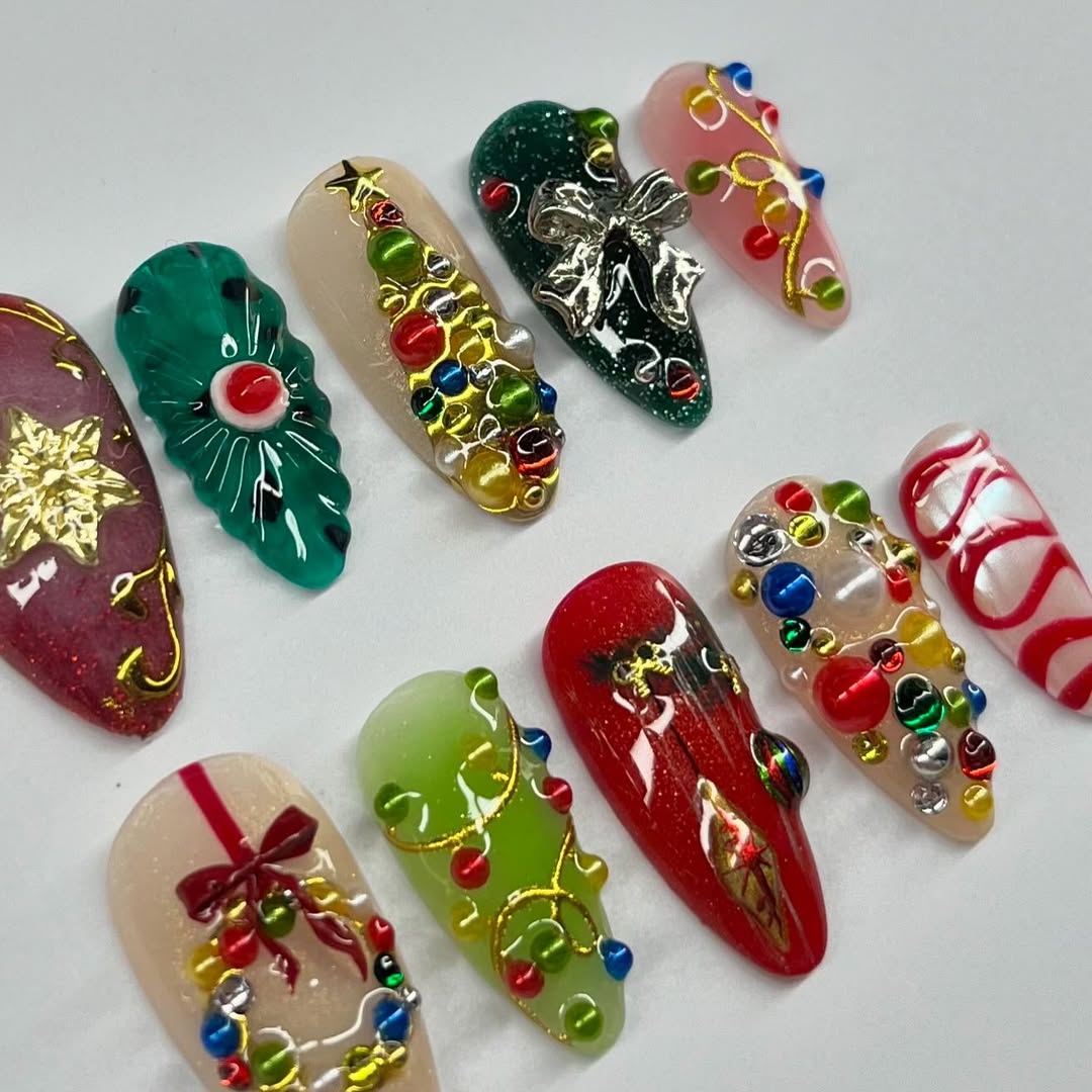 Festive Ornament Christmas Press On Nail Set Colorful Holiday Design