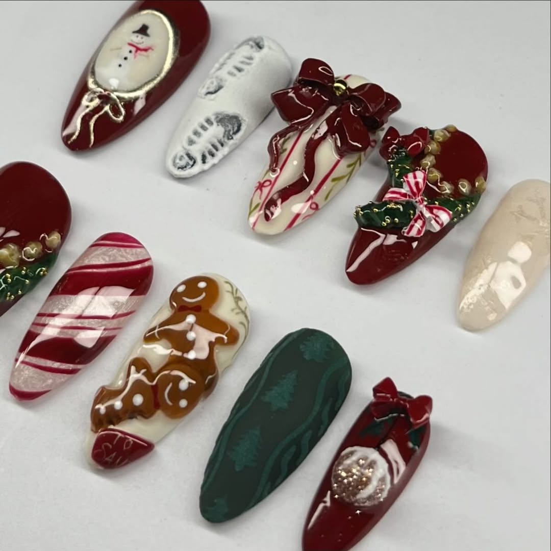 Christmas Gingerbread Press On Nail Set Red Bow Holiday Style