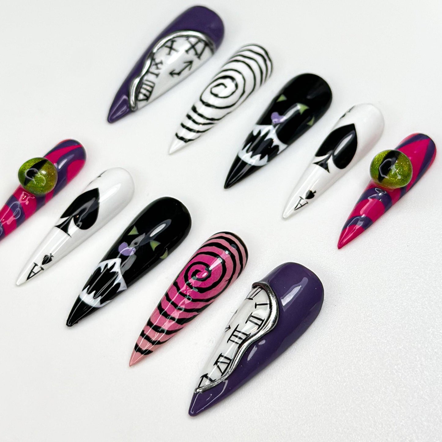 Cheshire Cat Wonderland Press On Nails - Gothic Playing Cards Illusion Nail Set
