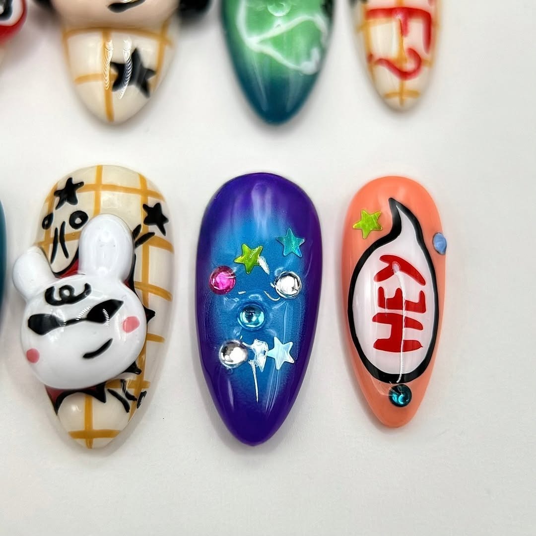 Pop Art Graffiti Press-On Nails with 3D Bunny and Comics