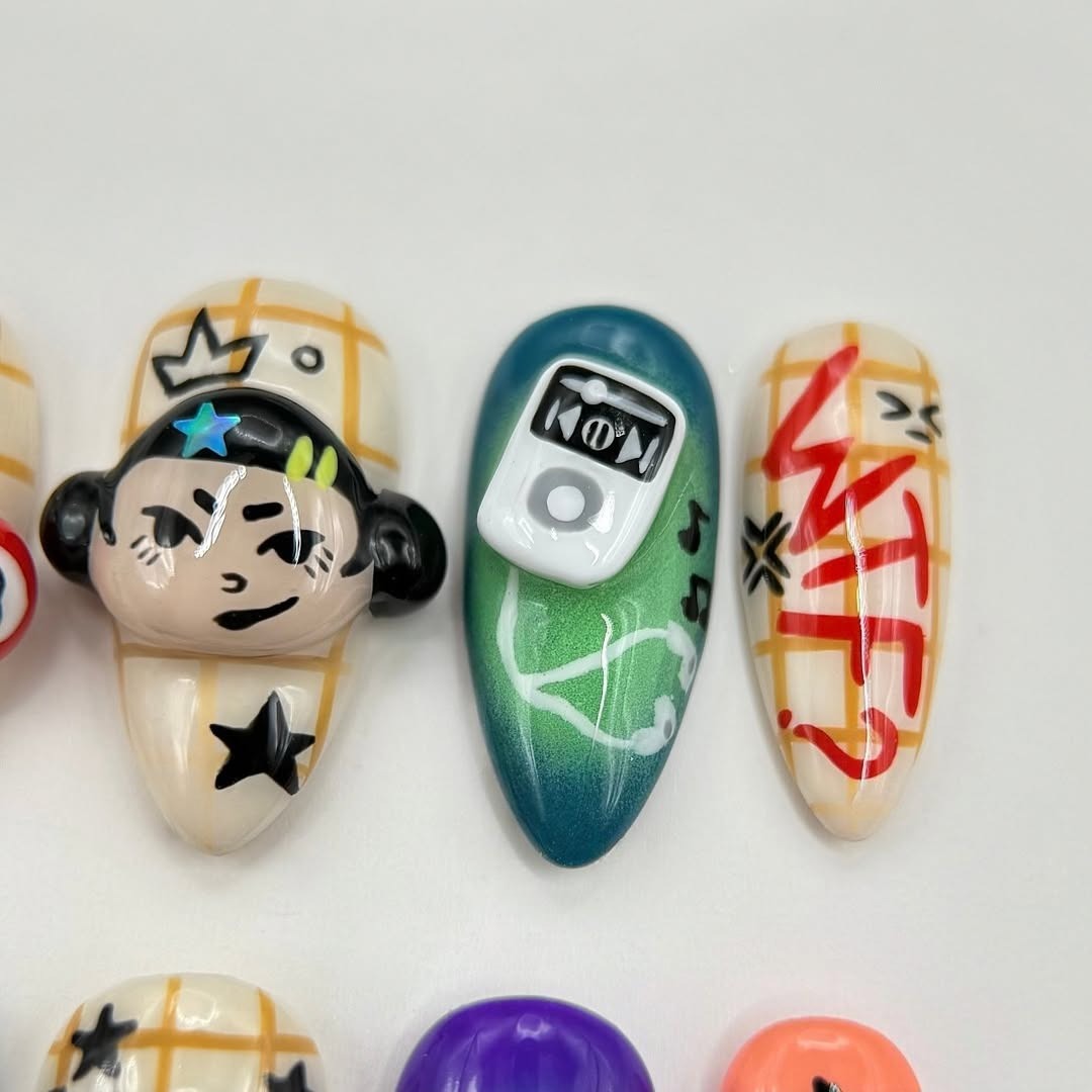 Pop Art Graffiti Press-On Nails with 3D Bunny and Comics