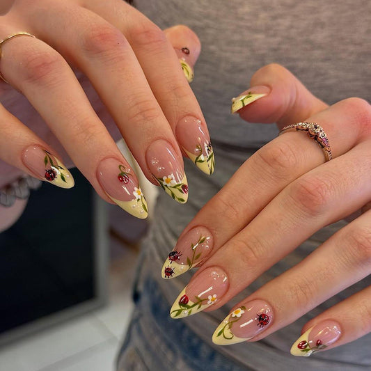 Ladybug Garden French Press On Nails