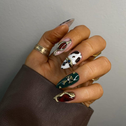 Luxury 3D Green and Red Press-On Nails with Artistic Accents