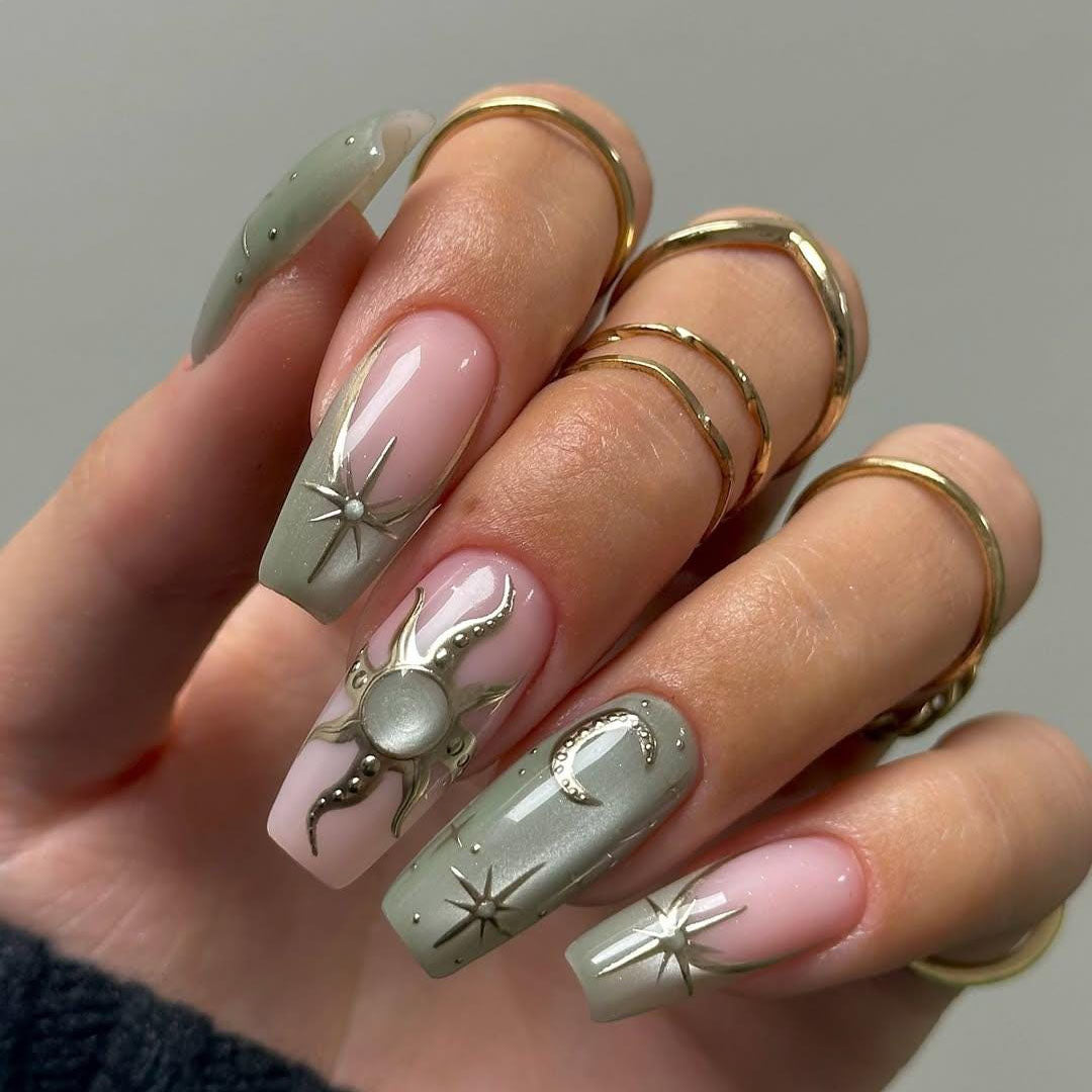 Luxury Celestial Press-On Nails with Cosmic Elegance.